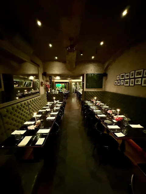 Middle restaurant, looking towards the back restaurant
